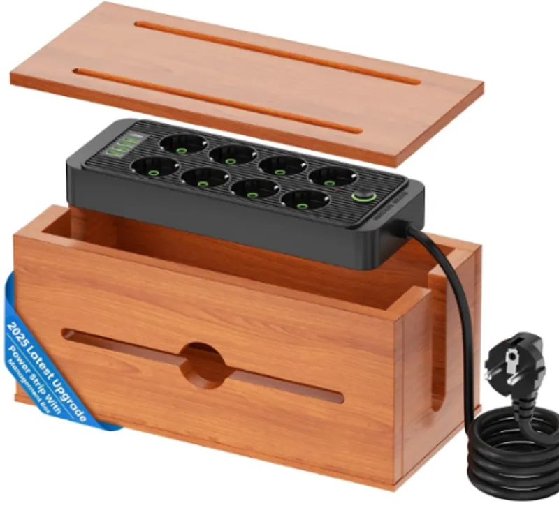 Caja de madera con regleta y puertos USB